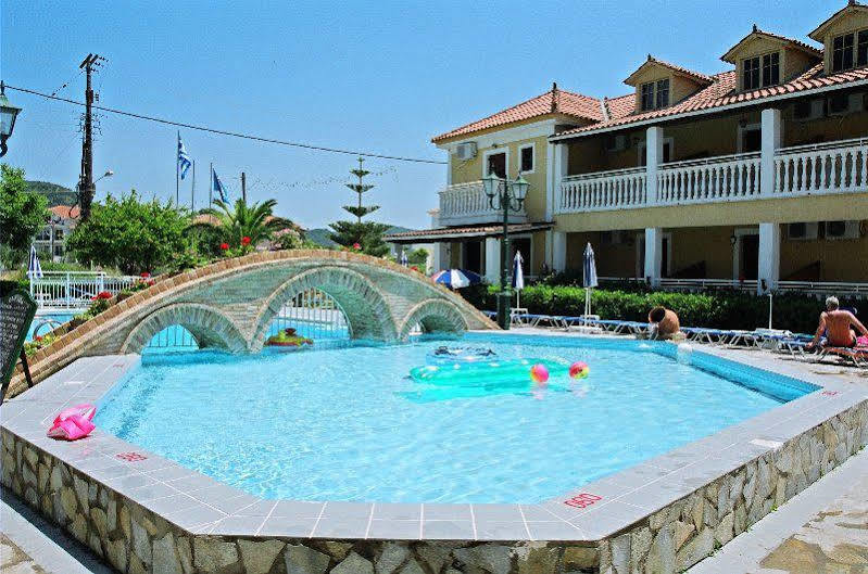 Elpida City Hotel Серрес Екстер'єр фото